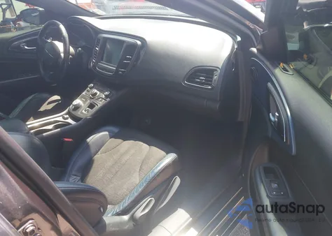 2015 Chrysler 200 S из США, поврежденный, VIN 1C3CCCBG4FN516779